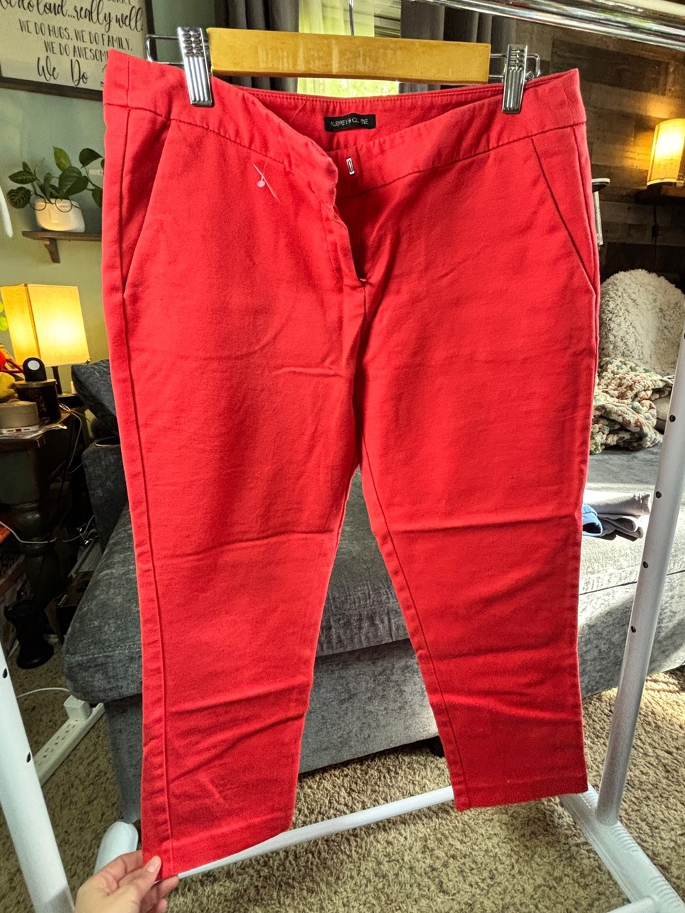 Avenue Men’s Red Stretch Chino Pants
